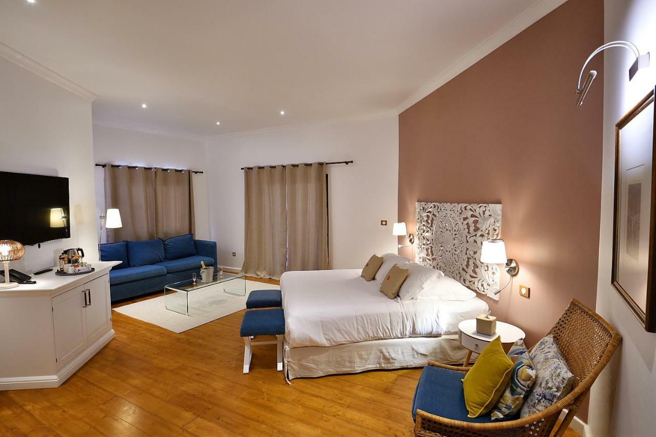 Tsilaosa Hotel シラオス エクステリア 写真